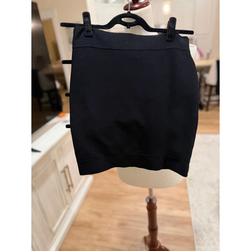 Women's BCBGMAXAZRIA Black Mini Skirt L